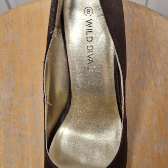 New Wild Diva Satin Closed Toe Eveming Shoe - Picture 7 of 7